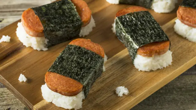 Spam musubi.