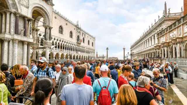 Masificación turística en Venecia.