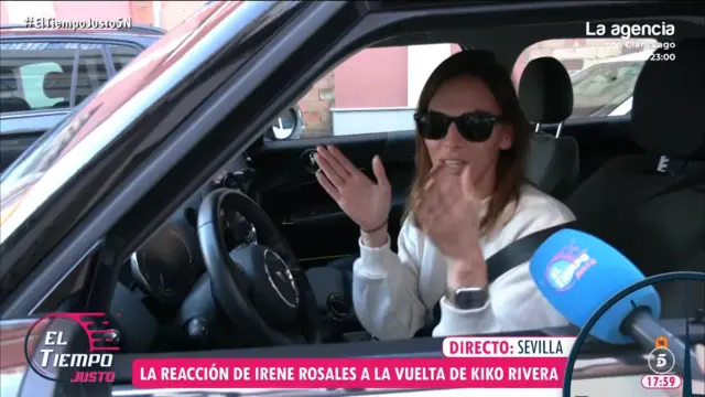 Irene Rosales responde a una reportera de 'El tiempo justo'.