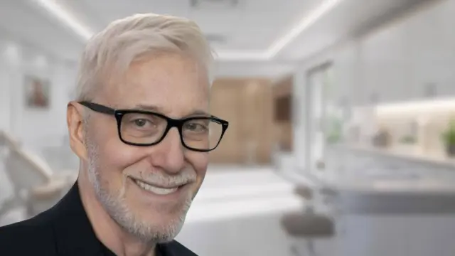 Josep María Mainat, de 80 años, se gasta 200.000 euros en rejuvenecer con un polémico tratamiento con testosterona