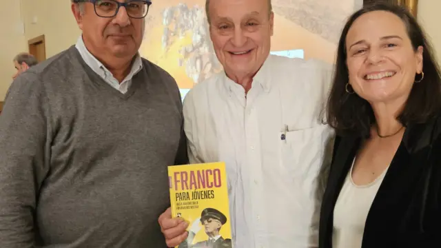 Con Nuria y Pedro Barruso, profesores de la Facultad de Historia de la UCM