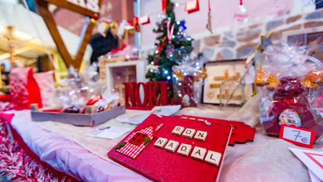 Mercado de Navidad de La Pobla de Vallbona (Valencia).