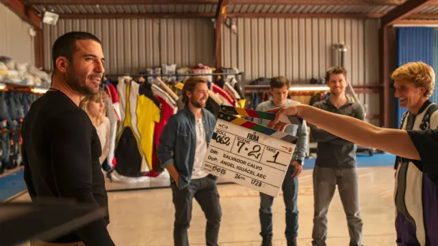 Un momento del rodaje de 'La fiera'