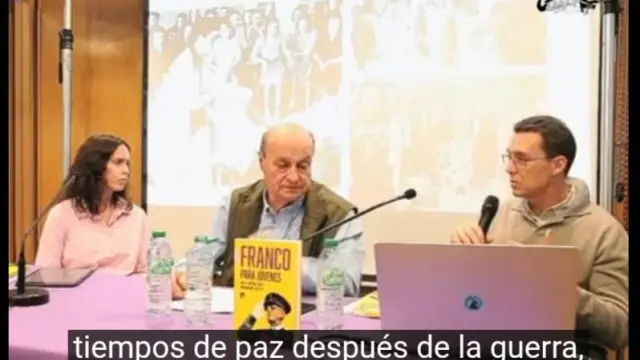 Con la concejala María Caso y mi hijo Erik en Aravca (Madrid) hablando de "Franco para jóvenes"