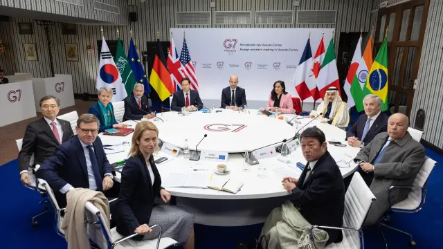 Reunión de los ministros de Exteriores del G7 (Alemania, Canadá, Estados Unidos, Francia, Italia, Reino Unido y Japón), los de Brasil, Corea del Sur, India o Arabia Saudí, directamente afectados por la situación en la región, así como la jefa de la diplomacia europea, Kaja Kallas.