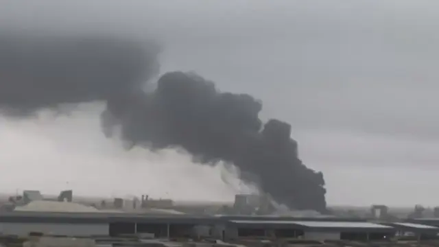 Incendio en Israel en una planta química ubicada en el sur del país.