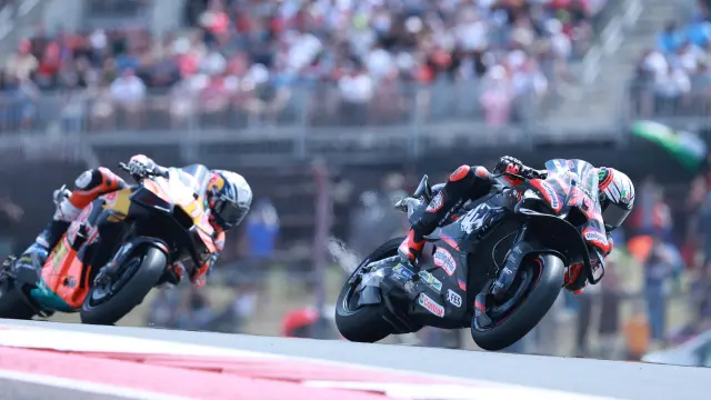 AME8836. AUSTIN (ESTADOS UNIDOS), 29/03/2026.- Marco Bezzecchi del equipo Aprilia Racing participa este domingo, en la competencia del Gran Premio de los Estados Unidos disputada en el Circuito de Las Américas en Austin (EE.UU.). EFE/ Carlos Ramirez
