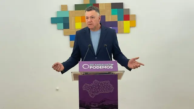 13/01/2026 El candidato de Podemos Andalucía a la presidencia de la Junta, Juan Antonio Delgado, en rueda de prensa en la sede del partido en Sevilla.
ESPAÑA EUROPA POLÍTICA ANDALUCÍA
PODEMOS ANDALUCÍA
