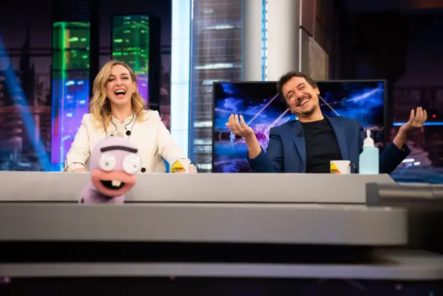 Marta Hazas y Javier Veiga, en 'El hormiguero'.