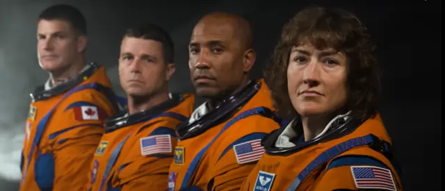 Los cuatro miembros de la tripulación.