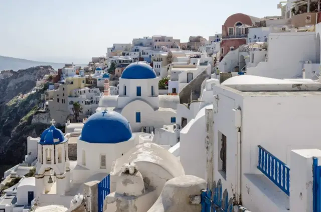 Esta bonita isla es víctima de su propia popularidad, Santorini (Grecia).