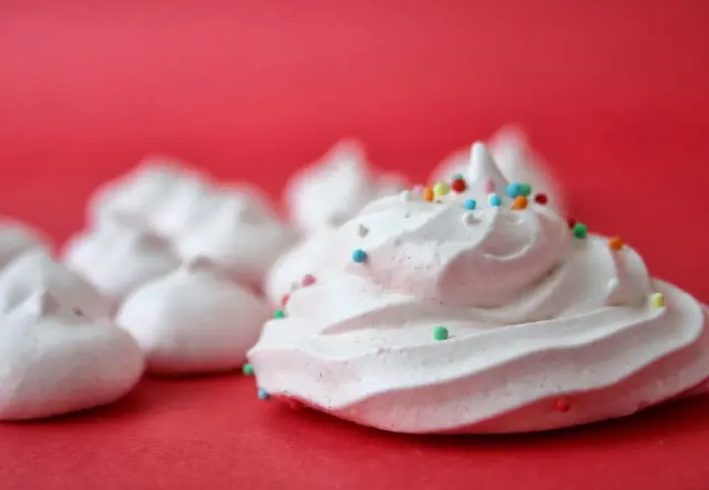 Meringa (Merengue italiano)