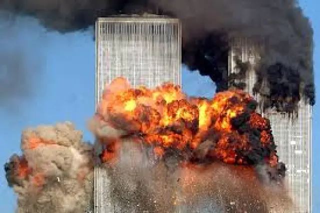 Atentados simultáneos contra las Torres Gemelas en Nueva York - 11 de setiembre de 2001