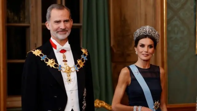 Felipe y Letizia, invitados de gala en la cena ofrecida por los reyes de  Suecia