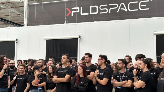 Parte del equipo de PLD Space.