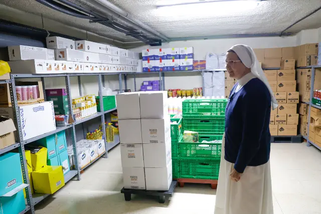 fotografo: Jose Gonzalez[[[PREVISIONES 20M]]] tema: Reportaje banco de alimentos