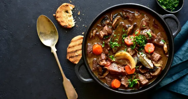 Imagen recurso de guiso de ternera.