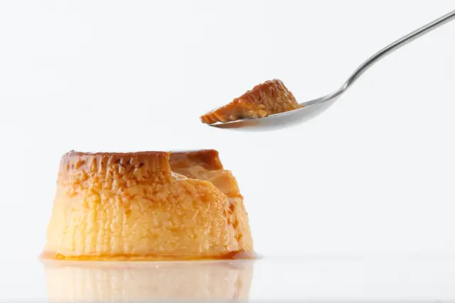 Flan de turrón