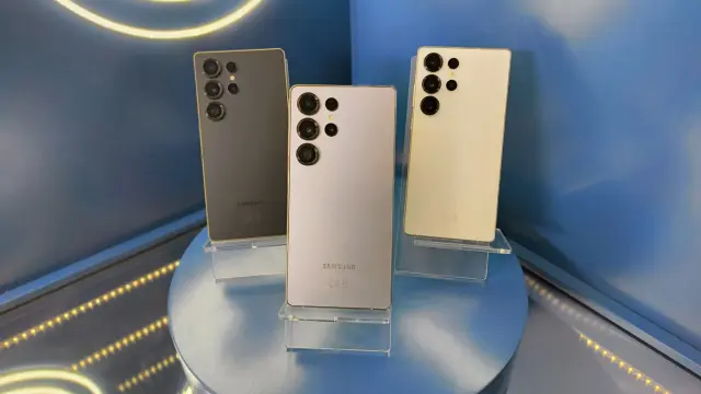 Tres de los colores en los que llega el Samsung Galaxy S25 Ultra