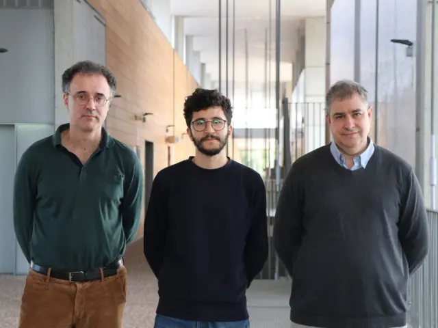 Algunos de los autores de la investigación, de izquierda a derecha: Ramón Villarino, Farid Morabet, Antonio Lázaro.