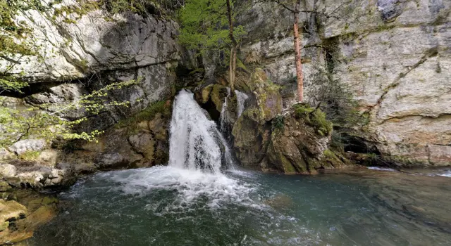 Cascada de Belabarce en Navarra (España)