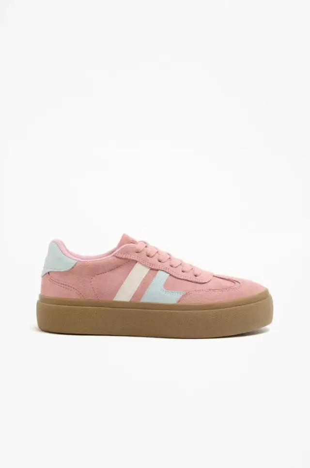 Zapatilla Lefties en rosa pastel.