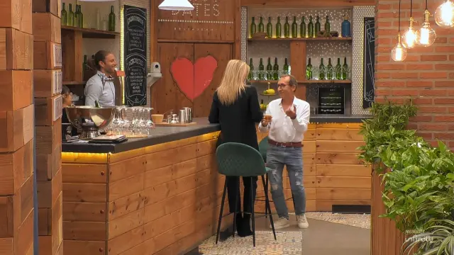 Paco, en 'First Dates',
