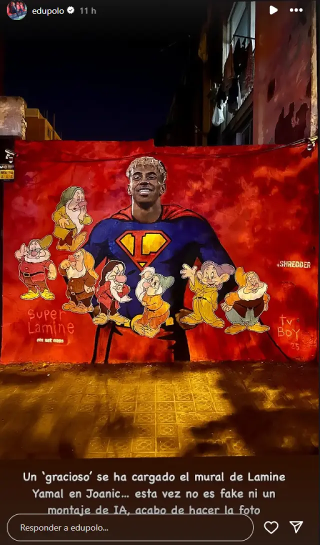 El mural de Lamine Yamal vandalizado con el dibujo de los enanitos de Blancanieves.