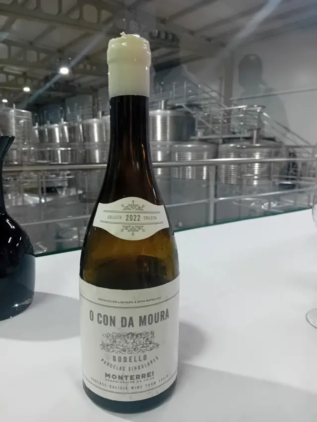 Botella de godello.