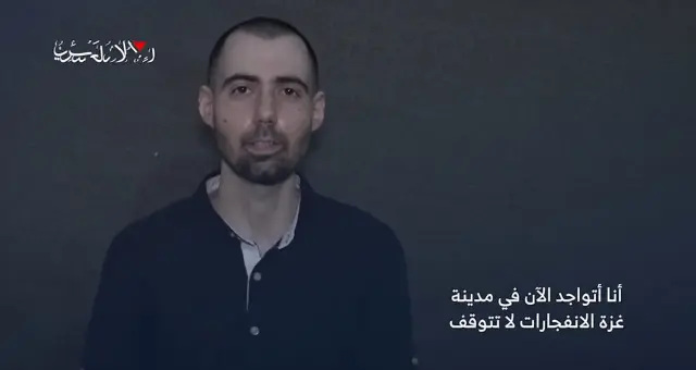 El rehén israelí Guy Gilboa-Dalal, en el vídeo publicado por Hamás.