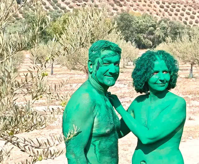 Jesús y Marieta, voluntarios participantes en la última instalación de Spencer Tunick.