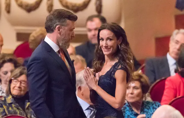 Telma Ortiz, hermana de la reina Letizia, y Gavin Bonnar