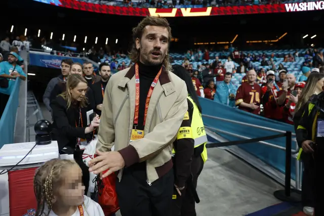 Griezmann en la NFL en el Bernabéu.