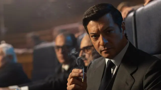 Álvaro Morte es Adolfo Suárez