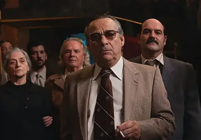 Eduard Fernández es Santiago Carrillo