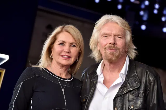 Richard Branson y su mujer, Joan Templeman.