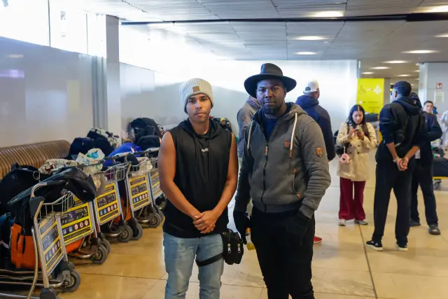  Ir a Barajas viajeros que estén varados por no poder ir a Venezuela 