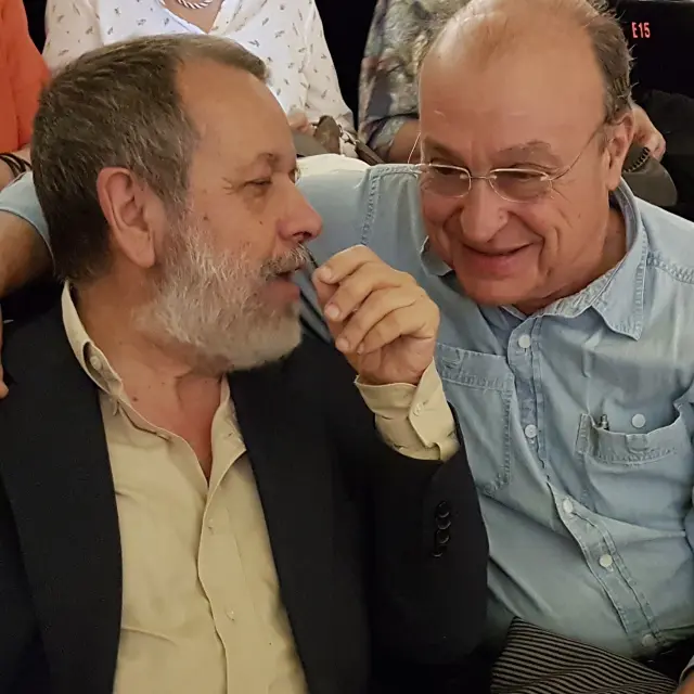 Compartiendo confidencias en el estreno del documental de Miguel Ángel Nieto sobre el SUT, un embrión de la Transición