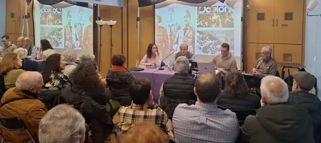 Presentación de "Franco para jóvenes" (Ed. Catarata) en Acrola, Aravaca.