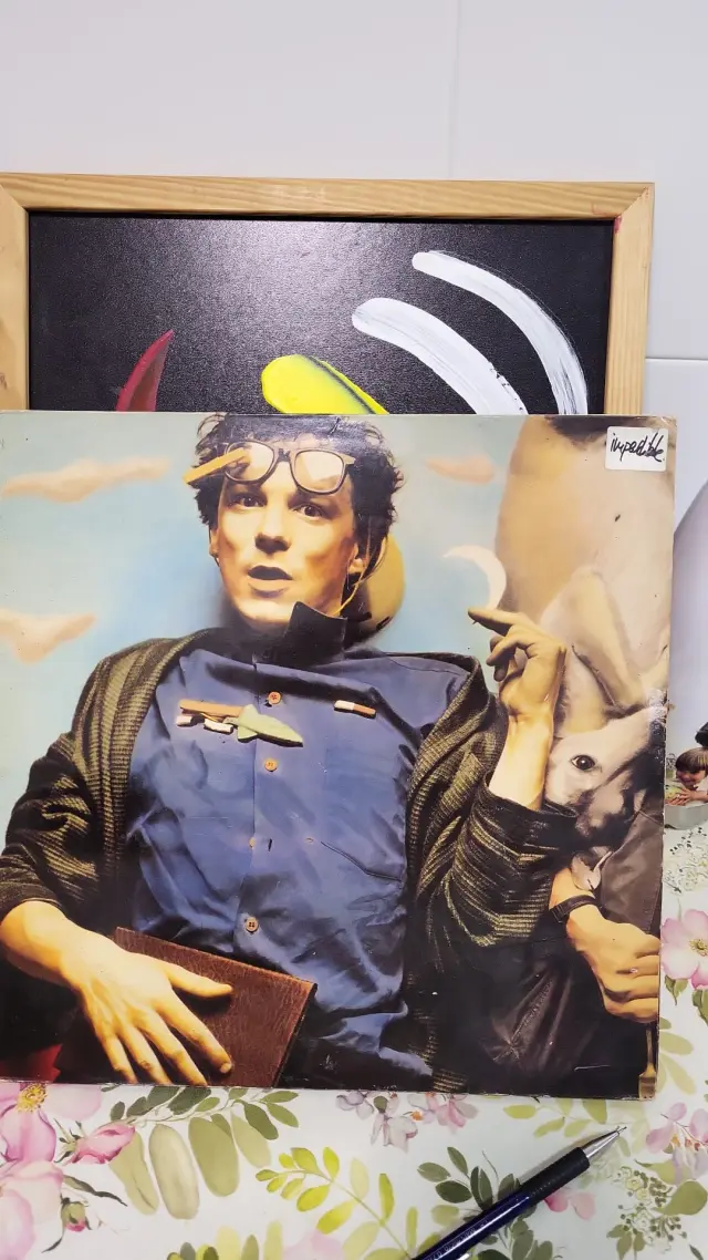 El chico más pálido de la playa de Gros