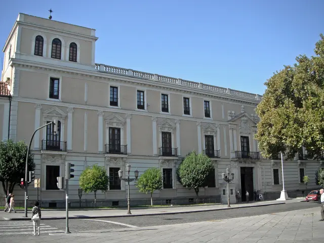 El Palacio Real de Valladolid fue la residencia oficial de los reyes de España cuando la ciudad fue sede de la Corte (1601-1606).