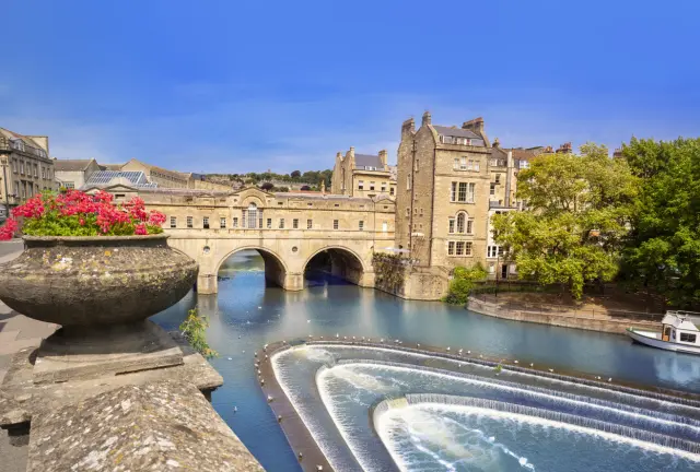 Puente Pulteney en la ciudad de Bath (Inglaterra)