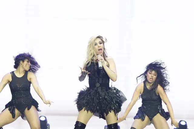 BENIDORM, ALICANTE COMUNIDAD VA, SPAIN - FEBRUARY 06: Singer Natalia (c) performs during the welcome to Benidorm Fest 2026, at the Benidorm Cultural Centre, on 7 February 2026, in Benidorm, Alicante, Valencian Community, Spain. This is the fifth edition of the festival in which two semi-finals will be held - on 10 and 12 February - before the final on 14 February 2026. (Photo By Roberto Plaza/Europa Press via Getty Images)