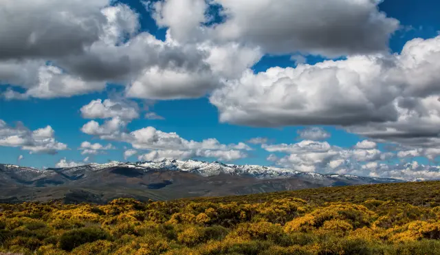 Se trata de un paraje ideal para sentir la naturaleza pura, con sus lagunas glaciares y valles escarpados. Un lugar extraordinario que te ayudará a sentirte casi como en Nueva Zelanda.