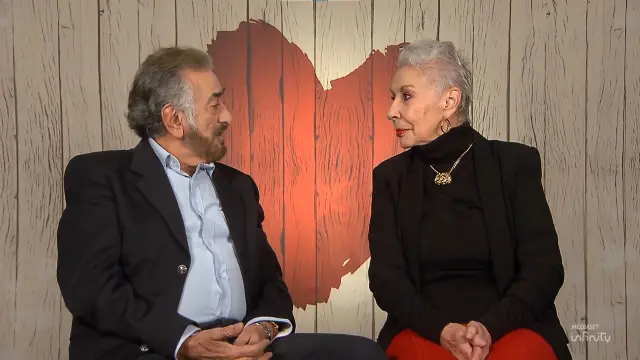 Blanca sonroja a Carlos Sobera con sus piropos: "Un hombre como tú vale la  pena clonarlo"