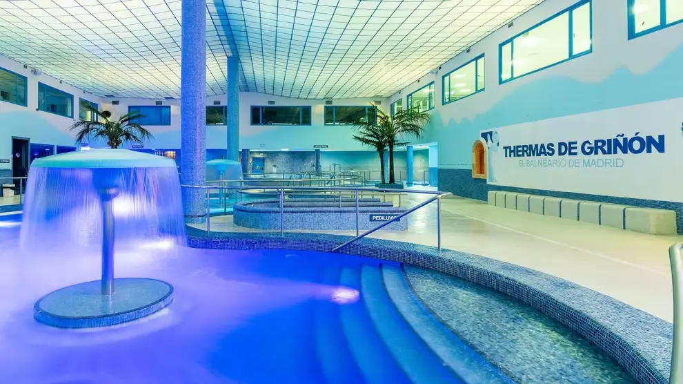 Un oasis termal de grandes dimensiones a solo media hora de Madrid: aguas salinas, volcanes revitalizantes y una cascada de hielo
