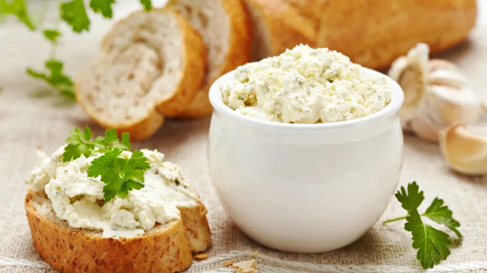 Las dos formas de cocinar uno de los quesos "más bajos en grasa" según un nutricionista