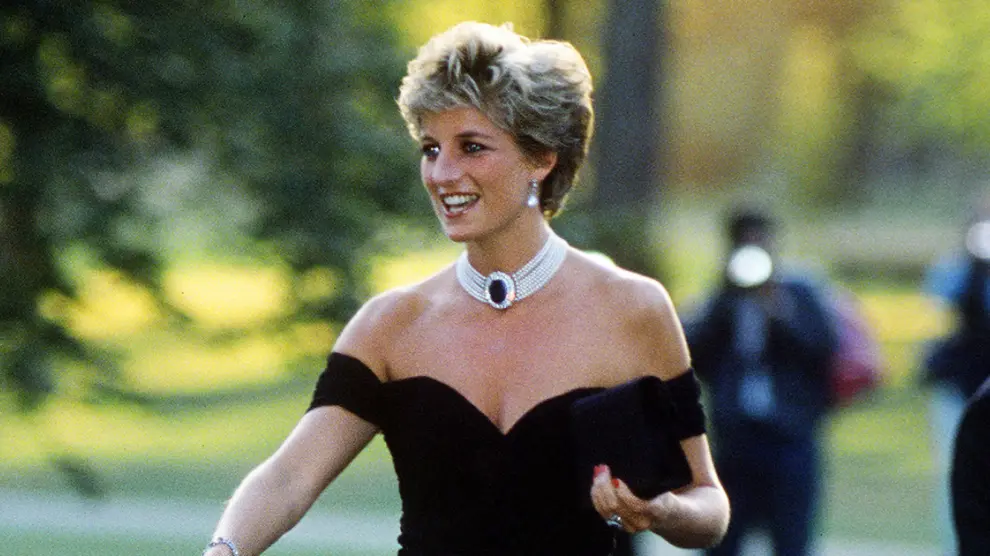 ¡Escándalo real! El examante de Lady Di rompe su silencio: "Me utilizó"