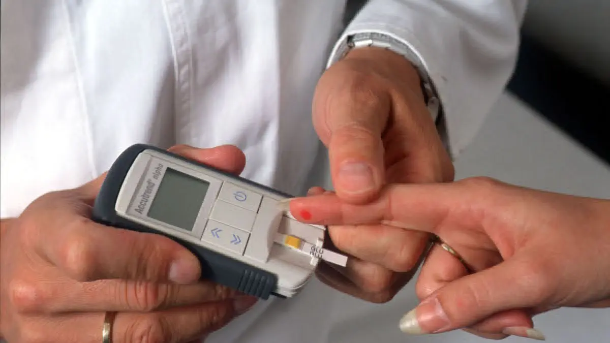 Desarrollan un nuevo sensor de glucosa implantable que transmite datos al móvil Desarrollan un nuevo sensor de glucosa implantable que transmite datos al móvil