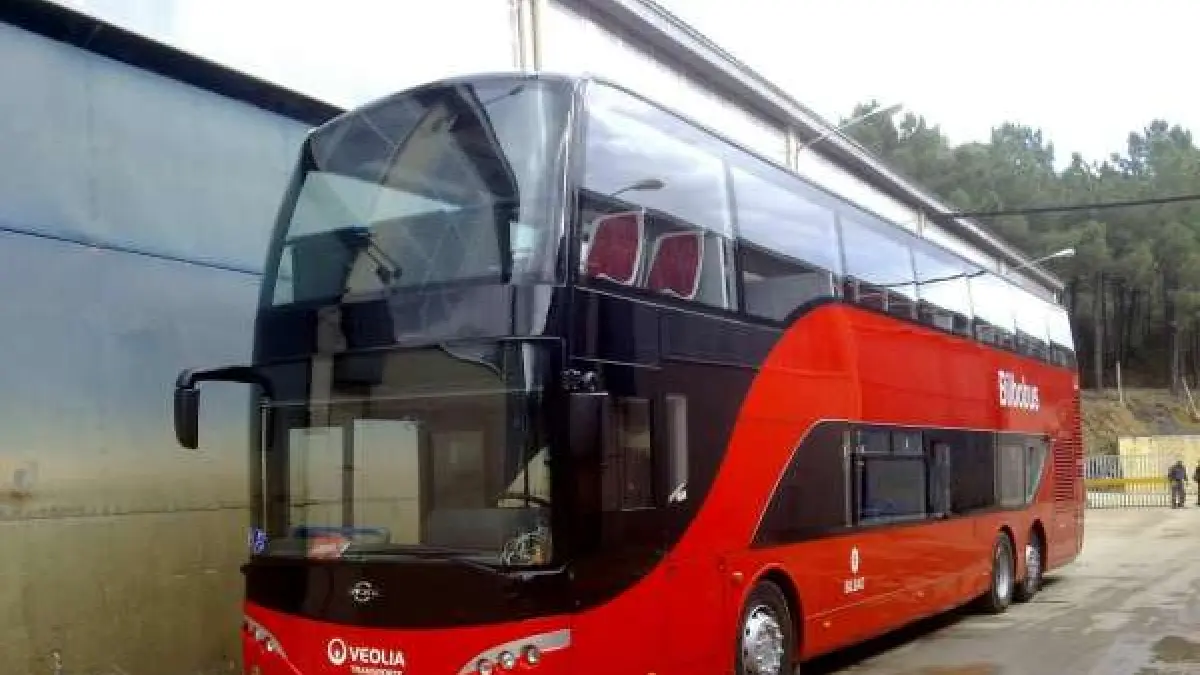 Bilbao se convierte en la primera ciudad del Estado en recuperar los autobuses de dos pisos en